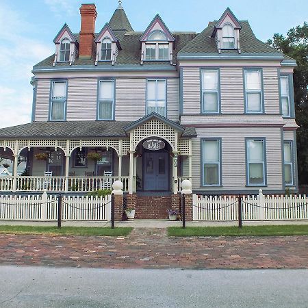 Grand Gables Inn パラトカ エクステリア 写真