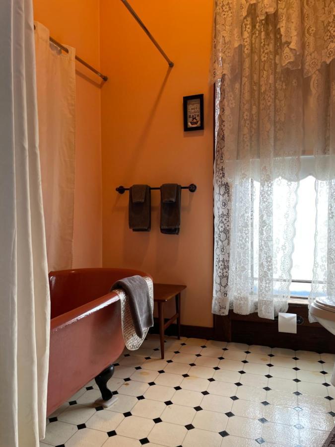 Grand Gables Inn パラトカ エクステリア 写真