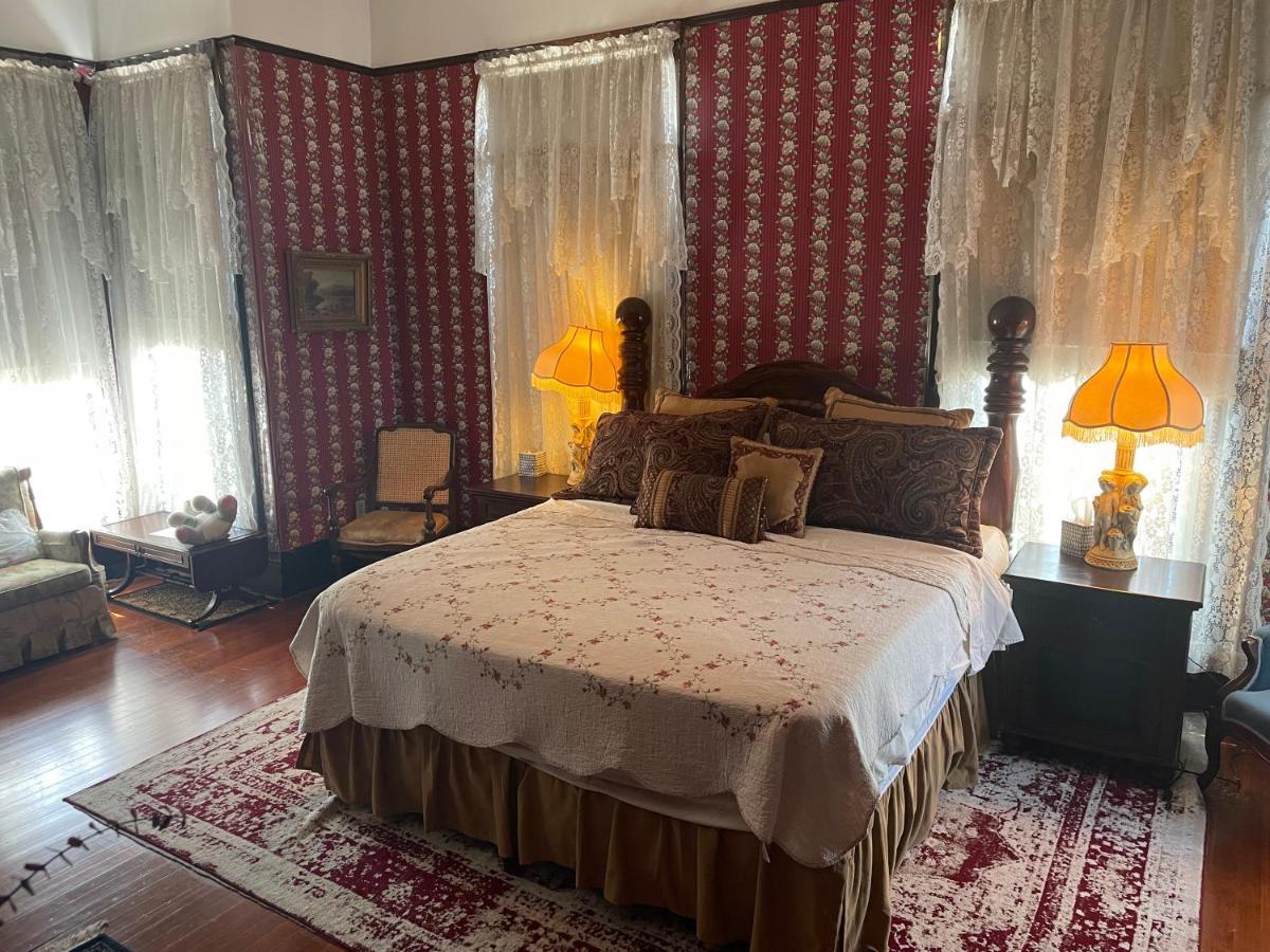 Grand Gables Inn パラトカ エクステリア 写真
