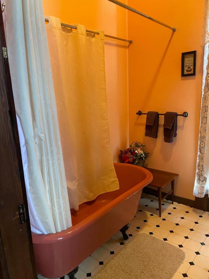 Grand Gables Inn パラトカ エクステリア 写真