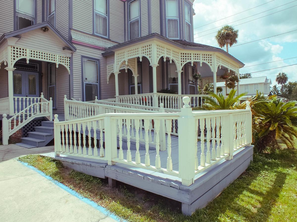 Grand Gables Inn パラトカ エクステリア 写真