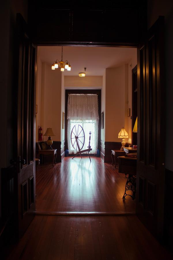 Grand Gables Inn パラトカ エクステリア 写真
